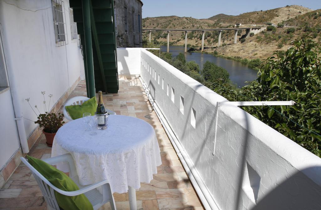 Alojamentos Oasis Mértola Kültér fotó